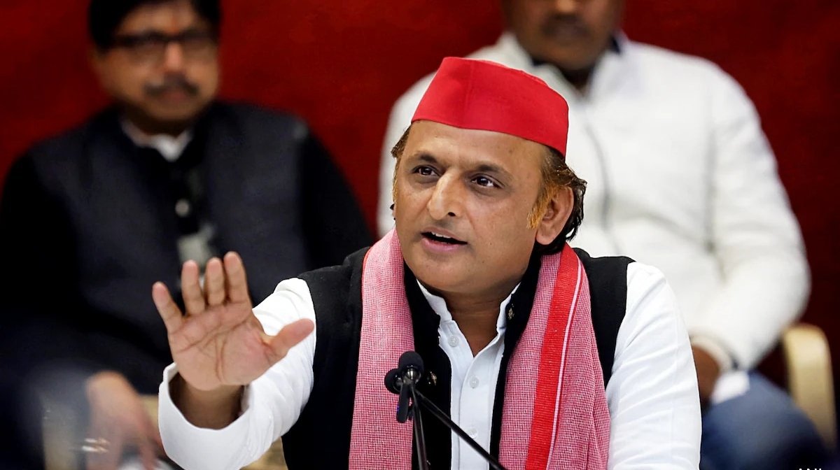 अखिलेश यादव